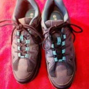 Women's Paredes Size 40 (U.S. 9) Walking Shoes
